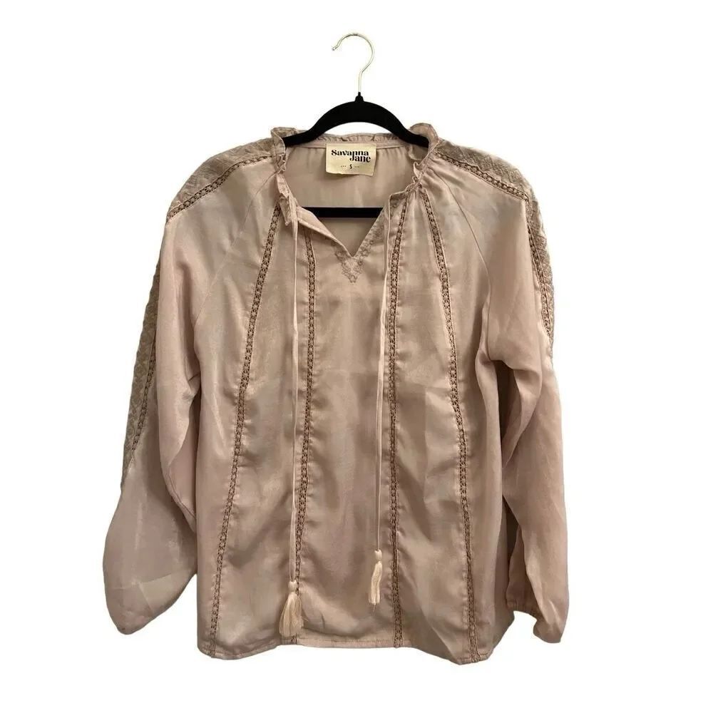 Savanna Jane Anthropologie blush pink embroidered blouse size S